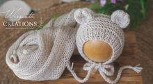 Load image into Gallery viewer, Wrap and Bonnet Set - Newborn - Ecru White Colour - Handmade - Ready to Send - Photography Prop