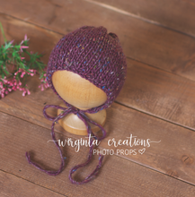 Load image into Gallery viewer, Knitted bonnet for newborn. Dark Magenta. Handmade Ready to send