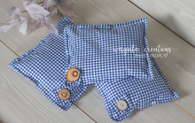 Load image into Gallery viewer, Posing pillow for a newborn. Baby Photo Props. Checked fabric. White and blue. Decorated with wooden button. Ready to send