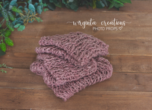 Load image into Gallery viewer, Knitted Blanket/layer. Mauve, dusky pink. Ready to send