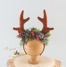 Load image into Gallery viewer, Handmade reindeer antler headband decorated with pinecones, frosted berries, and greenery, perfect for Christmas photoshoots, themed celebrations, and festive costumes.