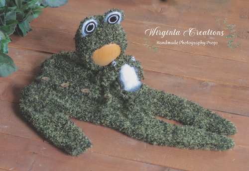 Newborn Footed Romper, Matching Frog Bonnet and Posing Toy Set | Photo Prop | Khaki Colour | Knitted | Ready to Send