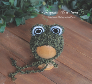 Newborn Footed Romper, Matching Frog Bonnet and Posing Toy Set | Photo Prop | Khaki Colour | Knitted | Ready to Send