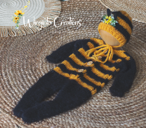 Newborn Bee Outfit with Matching Bonnet | Soft Yarn | Colours: Black, Yellow | Photography Prop