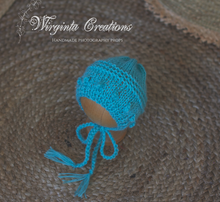 Load image into Gallery viewer, Newborn set | Turquoise | Knitted Wrap and Bonnet | Ready to Send