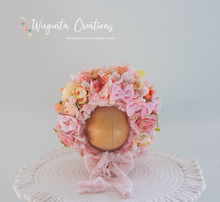 Load image into Gallery viewer, Flower Bonnet for Newborns (0-3 Months) | Photography Headpiece | Pink Colour | Ready to Send