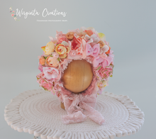 Load image into Gallery viewer, Flower Bonnet for Newborns (0-3 Months) | Photography Headpiece | Pink Colour | Ready to Send