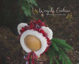 Vintage-inspired Christmas Teddy Bear Bonnet for 12-24 Months Old. Photography Prop