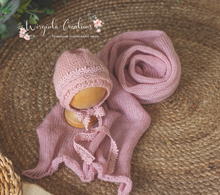 Load image into Gallery viewer, Newborn set | Pink| Knitted Wrap and Bonnet| Ready to Send