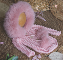 Load image into Gallery viewer, Handmade Baby Pink Knitted Hooded Romper Photography Prop for 6-12 Months Old, Unique Stitch