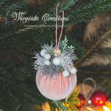 Load image into Gallery viewer, Christmas baubles| Set of 4 Tree Decorations| Grey, Pink, Dark Blue Luxury Handmade Balls