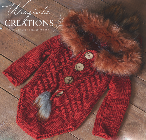 Knitted hooded fox romper for 9-18 months old. Photography prop, burnt orange colour. Hood decorated with faux fur. Romper placed on wooden background. Wirginta Creations - the creator