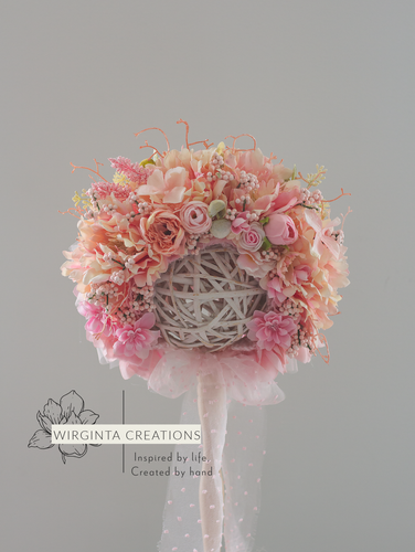 Peach, Pink flower bonnet 12-24 months old. Photography prop