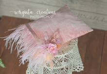 Load image into Gallery viewer, Posing pillow for a newborn. Boho. Velvet. Decorated with feathers and flowers. Peach. Baby Photo Props. Ready to send