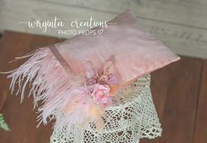 Posing pillow for a newborn. Boho. Velvet. Decorated with feathers and flowers. Peach. Baby Photo Props. Ready to send
