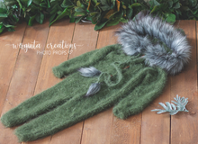 Load image into Gallery viewer, Footless hooded romper decorated with faux fur, &quot;Eskimo&quot; outfit, sitter, 12-24 months old. Green, Mint. Ready to send
