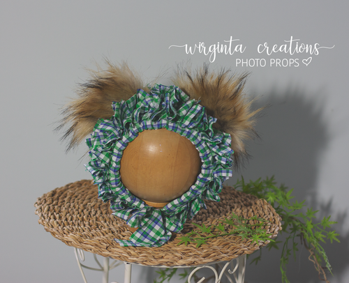 Teddy bear bonnet for 12-24 months old. Tattered style. Checked fabric, Faux fur ears. Ready to send photography prop