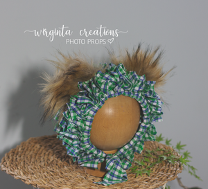 Teddy bear bonnet for 12-24 months old. Tattered style. Checked fabric, Faux fur ears. Ready to send photography prop