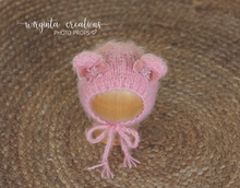 Load image into Gallery viewer, Footed romper and matching teddy bear hat for Newborn, pink. Fuzzy yarn. Ready to send