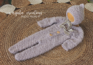 Footed romper and hat set, Newborn, grey mauve colour. Fuzzy yarn. Unique stitch. Ready to send