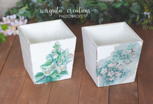 Load image into Gallery viewer, Handmade wooden plant pots. Distressed white, embellished with floral ornament. Square. Set of two. House décor. Ready to ship
