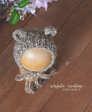 Load image into Gallery viewer, Footed romper and matching hat, Newborn, Khaki with white spots. Knitted teddy bear outfit. Photography prop. Ready to send