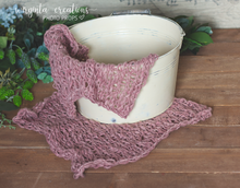 Load image into Gallery viewer, Knitted Blanket/layer. Mauve, dusky pink. Ready to send