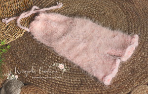 Handmade peach bunny outfit for 9-18 months old. Knitted photography outfit. Ready to send