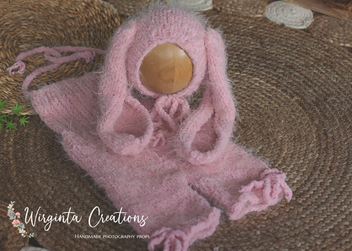 Knitted pink bunny outfit for 12-24 months old. Handmade photography outfit. Ready to send